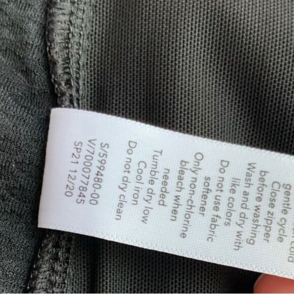 Athleta Quest Jogger Pants - Picture 12 of 15